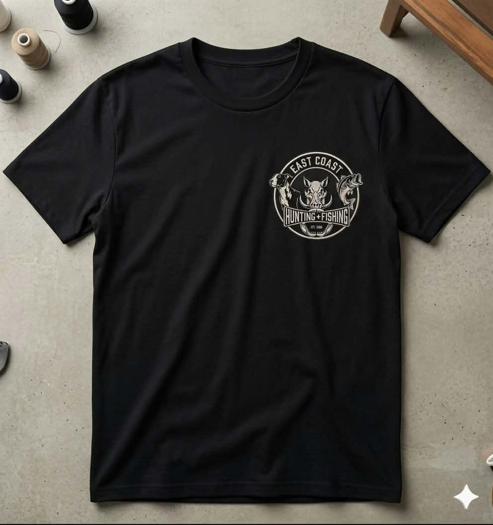 Black short sleeve tee